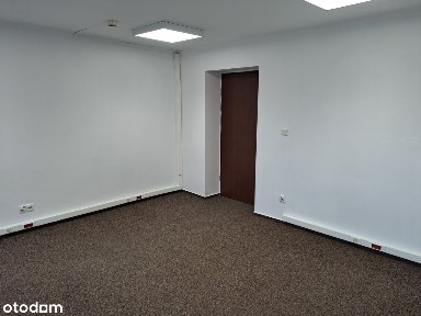 Wynajem biura 18,86 m² z parkingiem