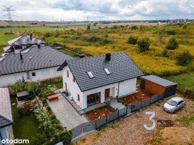 Nowoczesny dom z 2024 roku w spokojnej okolicy!