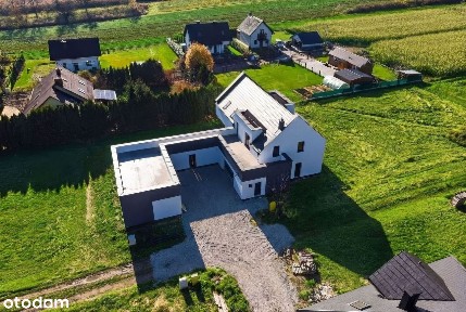 Nowoczesny Dom 368m2 Z Basenem, Garaże Na 4 Auta, 20 Arów, 6min Od S7