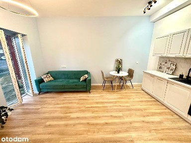Kawalerka po remoncie - Z OGRÓDKIEM, w centrum miasta