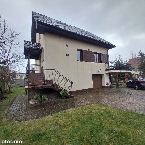 Dom z tarasem, po remoncie, z częścią gospodarczą