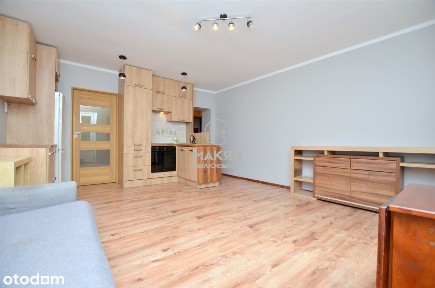 pl. Konstytucji 3 Maja, Przedmieście Oławskie, Krzyki, Wrocław, dolnośląskie