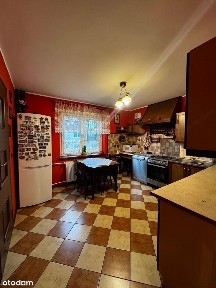 Na sprzedaż funkcjonalny dom w dobrej lokalizacji!