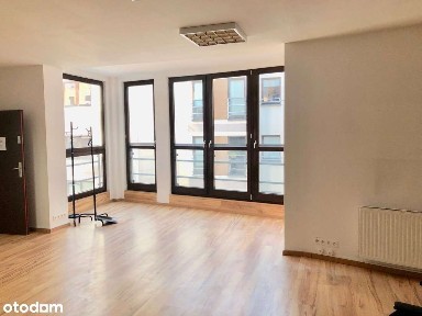 Biuro (-a) Centrum 108m2 (winda,klima)