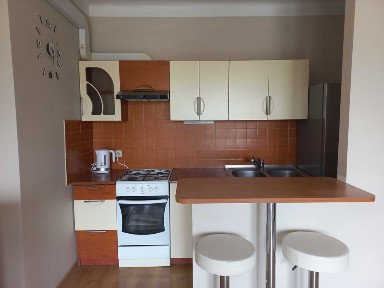 Wynajmę 2 pokojowe mieszkanie z balkonem na ul. Zachodniej