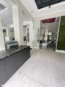 Lokal użytkowy, 156 m², Warszawa