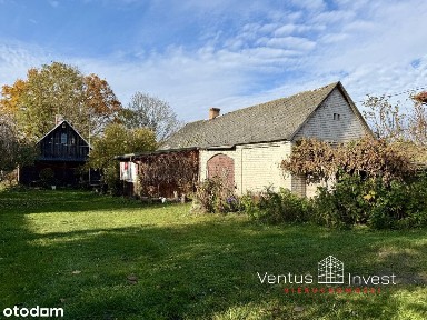 Działka z klimatycznym domem drewnianym -Czerwonka