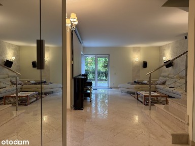 Narożny segment o wysokim standardzie na prestiżowym Os. Konstancja