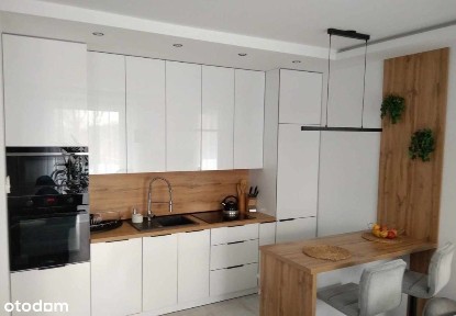 Dwupoziomowy apartament z tarasem - Drabinianka