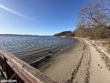 Dom 300 M od jeziora, Lubkowo