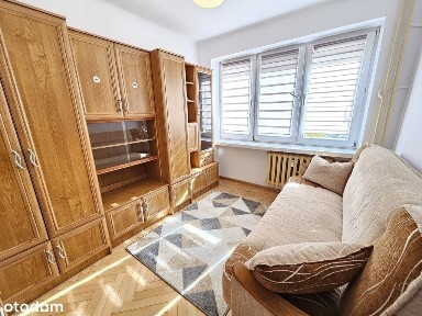 2 pokoje z balkonem - os. Grota-Roweckiego