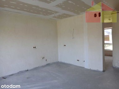 Apartament - ogródek + 2 miejsca parkingowe.