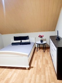 wynajmę ok 65m2 mieszkanie w domu w Ciechocinku