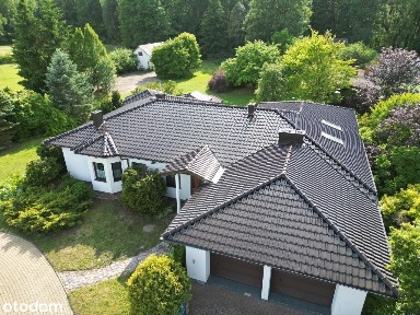 Rezydencja w spokojnej okolicy gmina Brok, 1.7 ha.
