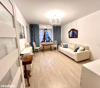 Ciche, jasne mieszkanie 54 m2 z 2 balkonami i oddzielną kuchnią