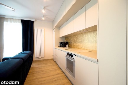Apartament z ogromnym (77m2) tarasem na dachu, wykończony i wyposażony