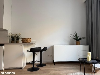 Studio po remoncie | Metro Politechnika | Nowowiejska | 20 m²