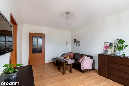 Jasna kawalerka z oddzielną kuchnią - Piątkowo