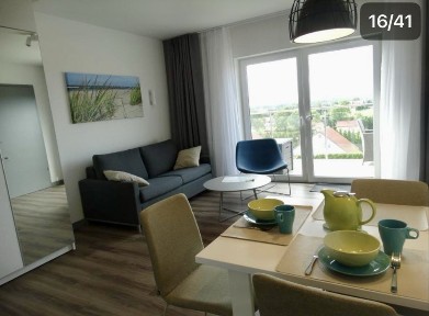 Sianożęty, Lotnicza 1H