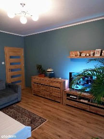 Sprzedam dwupokojowe mieszkanie w Ustce, z garażem.