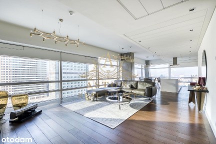 Amazing 1-bedroom apartment on Złota 44