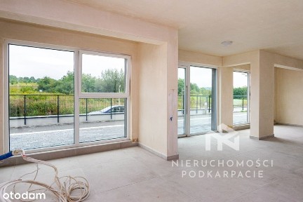 Lokal usługowo - handlowy do wynajęcia - 92 m²