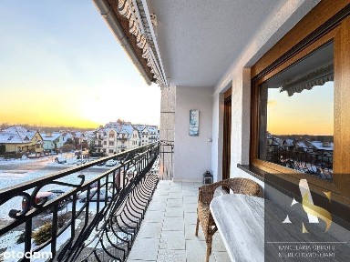 Do wynajęcia 3 pokojowe mieszkanie z balkonem.