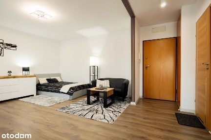 Piękna, przestronna kawalerka