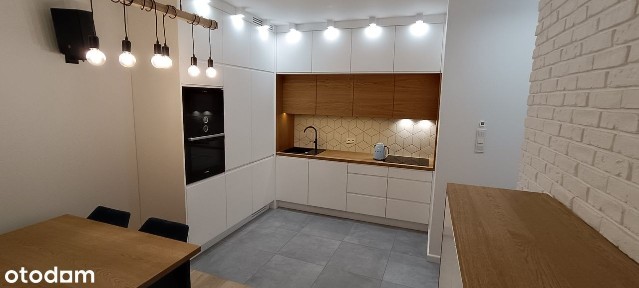 Nasłonecznione | E-S-W | Wysoki standard wykończenia | Garaż | Ochrona