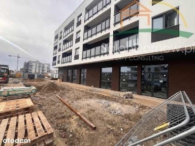 Lokal usługowy w inwestycji Nowy Ożarów.