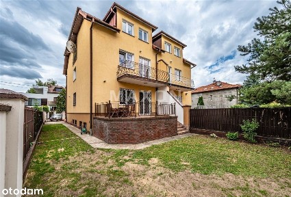 Dwa domy bliźniaki na biuro w Starym Wilanowie