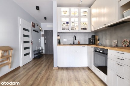 Nowoczesne mieszkanie - I piętro-miejsce postojowe