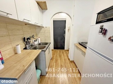 Tania kawalerka, z wyposażoną kuchnią, rej. Nasz D