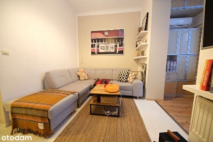 Śródmieście studio w kamienicy Metro Politechnika