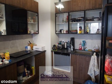 Nowe mieszkanie przy metrze.