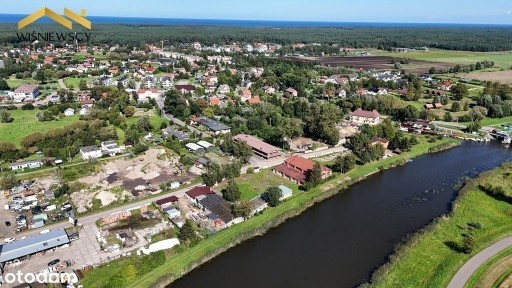 Działka o pow. 2300 mkw z budynkami o pow. 530 mkw