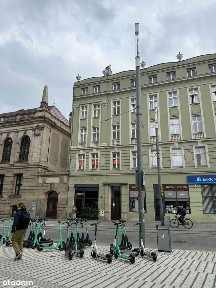 Lokal w samym centrum idealny na mieszkanie, biura, kancelarię !