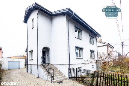 Uroczy dom z ogrodem w spokojnej okolicy