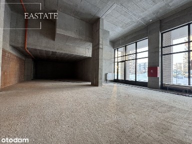 Narożny lokal usługowy 165 m² z dużą witryną