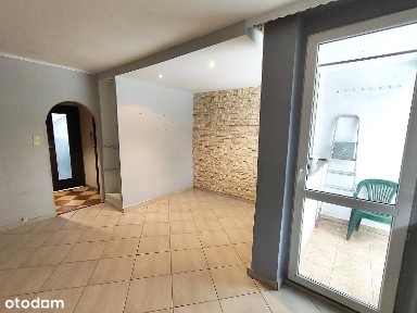 Dwupokojowe mieszkanie z balkonem w Bytkowie