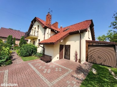 Duży, rodzinny dom w Orzechu