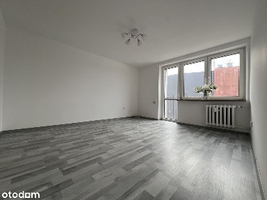 NA WYNAJEM-2 pok. na III piętrze z balkonem! Niski koszt utrzymania!