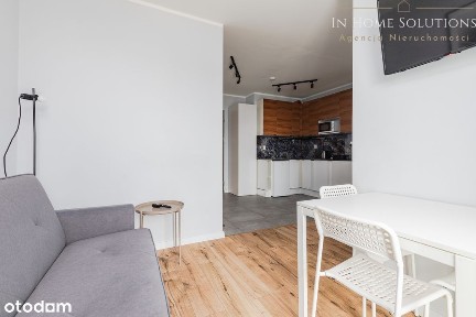 Stare Włochy - 2 pok.+ miejsce postojowe