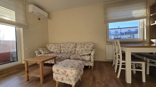 Wynajmę 3 pokojowe mieszkanie z garażem Górna