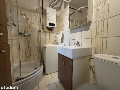 Funkcjonalne 2 pokojowe mieszkanie w Centrum-1 piętro!