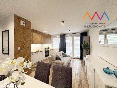 Ładne dwa pokoje z dużym balkonem