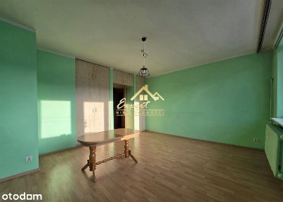 Dwa pokoje z dużym balkonem w centrum