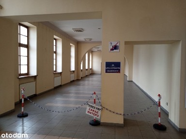 Lokal nr 16-17 na dworcu PKP Radomsko