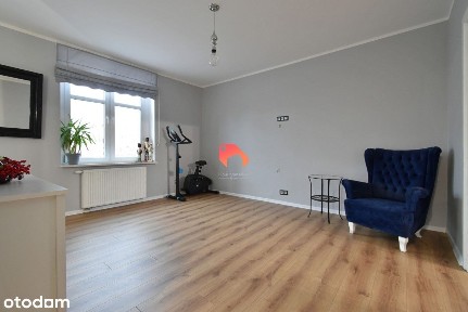 Komfortowe mieszkanie jak Dom, Ogród I Garaż