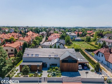 Dom z basenem, jacuzzi i dużym ogrodem | 458 m²